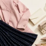 Tenue paillette femme bleu nuit, look élégant